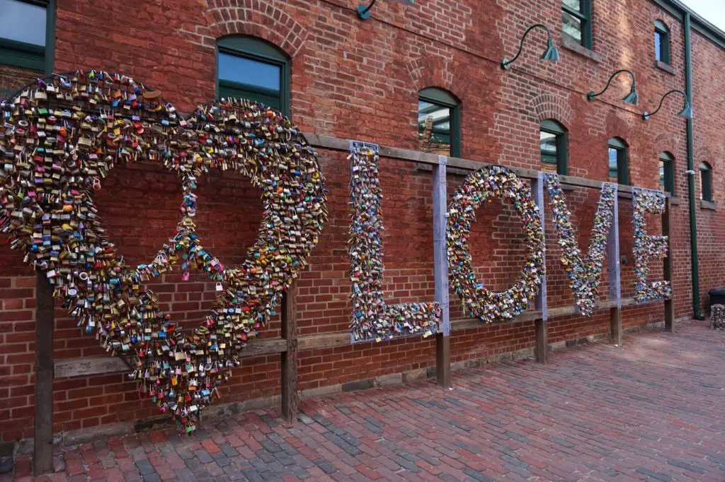 The Toronto Distillery District Love Locks | www.andreapeacock.com