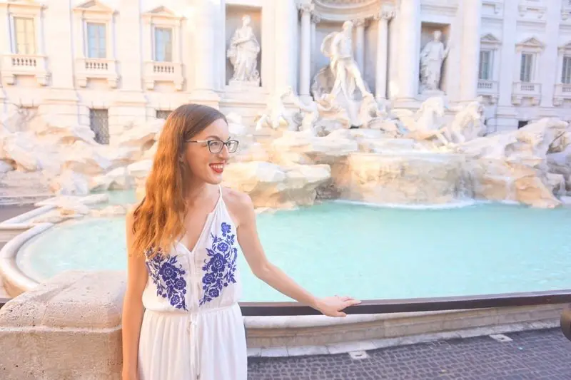 How to see the Trevi Fountain in Rome Without the Crowds | www.andreapeacock.com