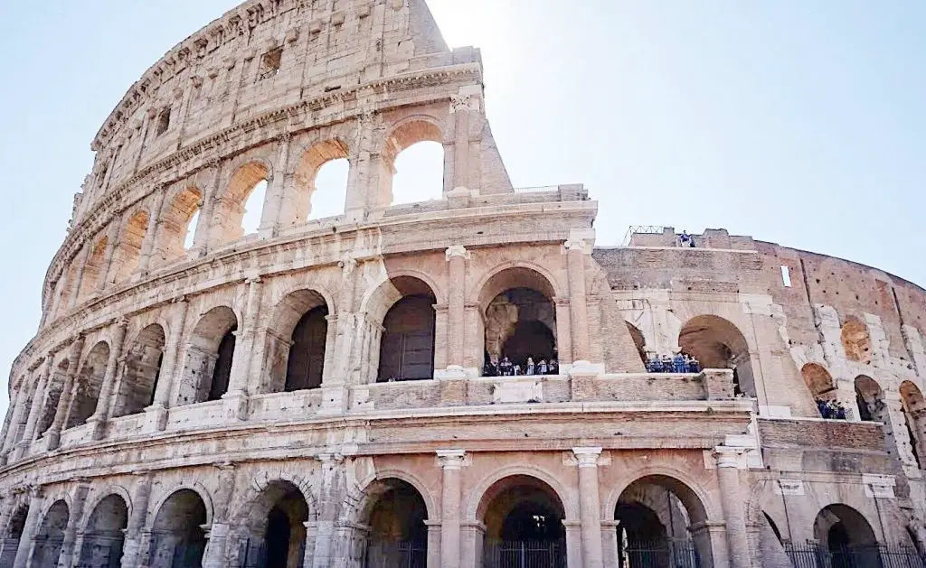 Guide to Visiting the Colosseum, Palatine Hill and the Roman Forum in Rome, Italy | www.andreapeacock.com