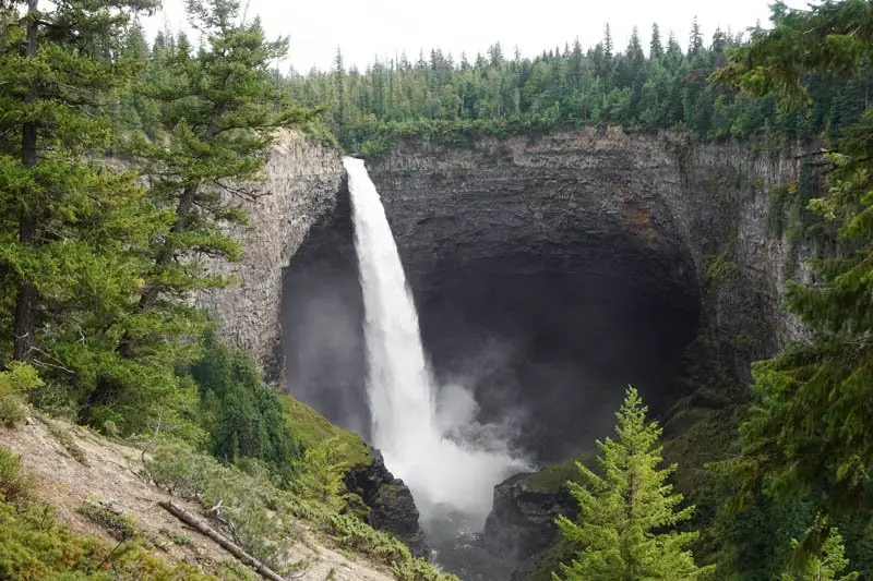 Kamloops, British Columbia Waterfall Guide | Helmcken Falls| Kamloops Hiking Guide | British Columbia Hiking Guide | Canada Hiking Travel Guide
