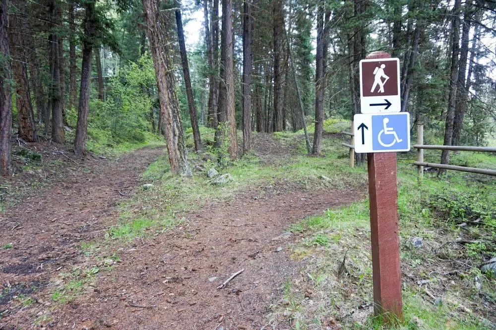 Isobel Lake hike