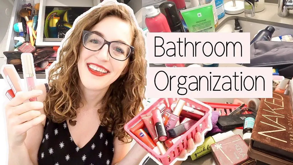 bathroom declutter and organization
